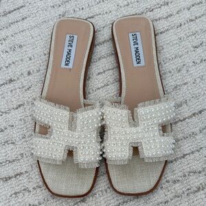 Steve Madden Haydn Beige Pearl Slide Sandals 8